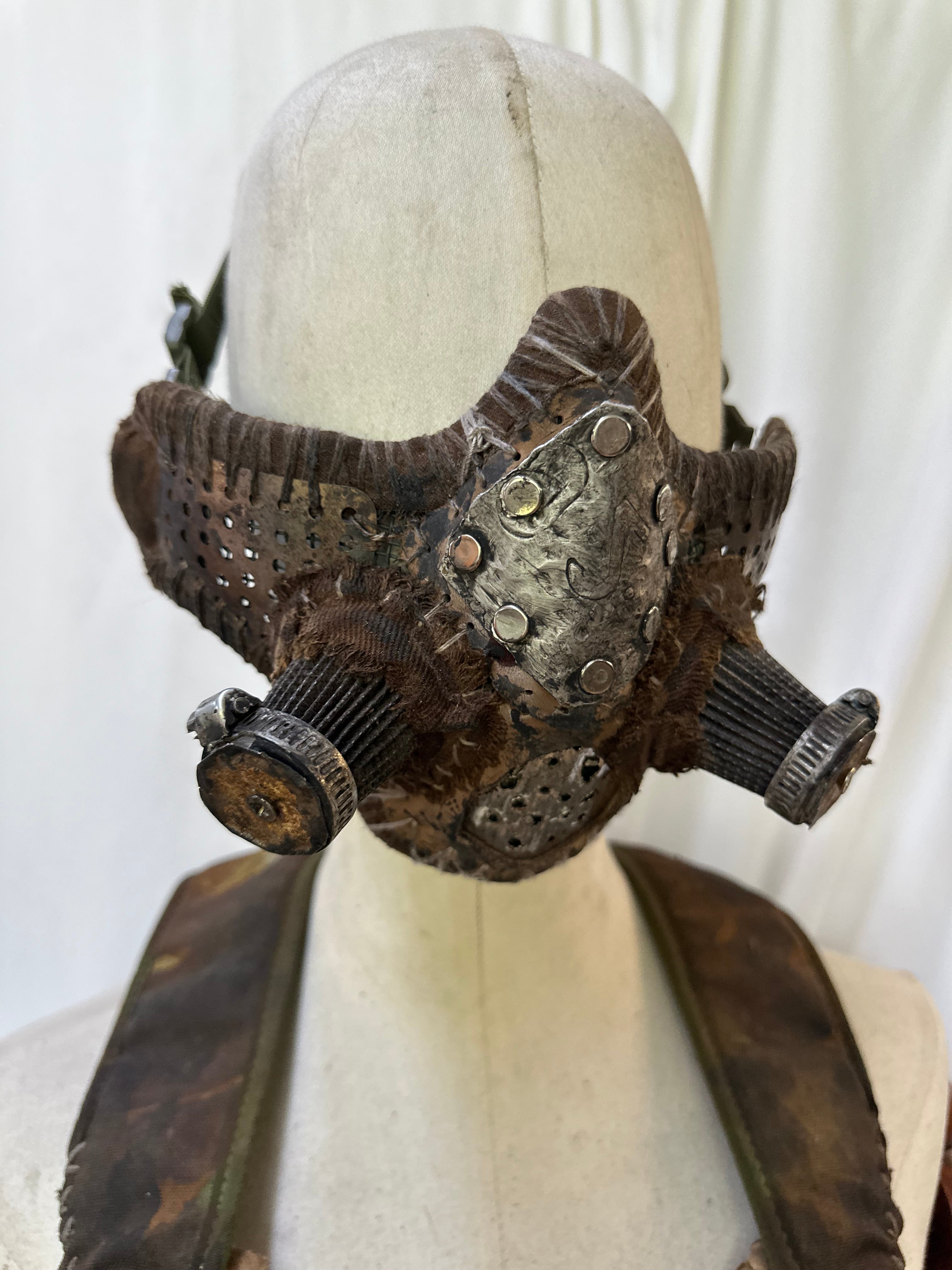 Post-apocalyptic Armor Mask